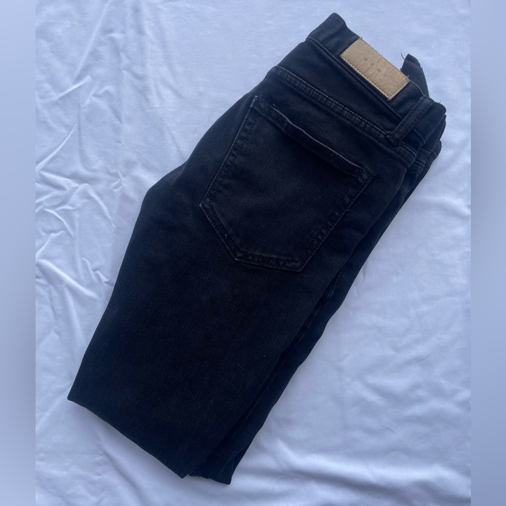 MNML LA Black Ripped Knee Denim